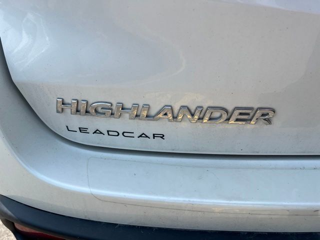 Thumbnail: 2019 Toyota Highlander - 7