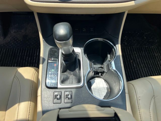 Thumbnail: 2019 Toyota Highlander - 16