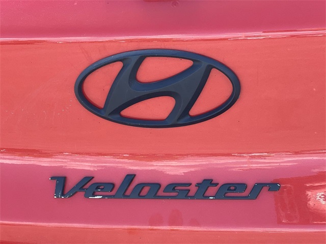 Thumbnail: 2019 Hyundai Veloster - 7