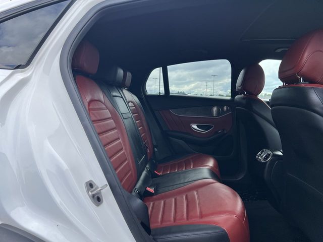 Thumbnail: 2023 Mercedes-Benz GLC - 33
