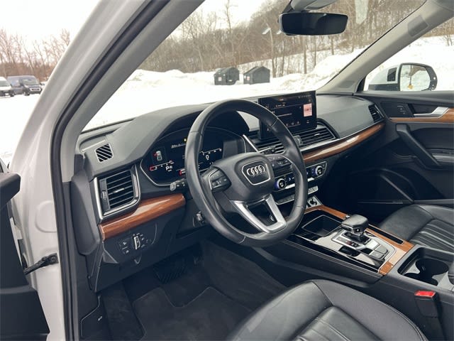 2023 Audi Q5 Premium Plus 2