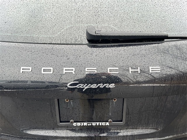 2017 Porsche Cayenne Base 7