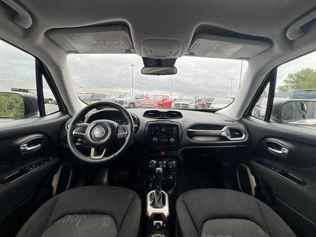 Thumbnail: 2017 Jeep Renegade - 2