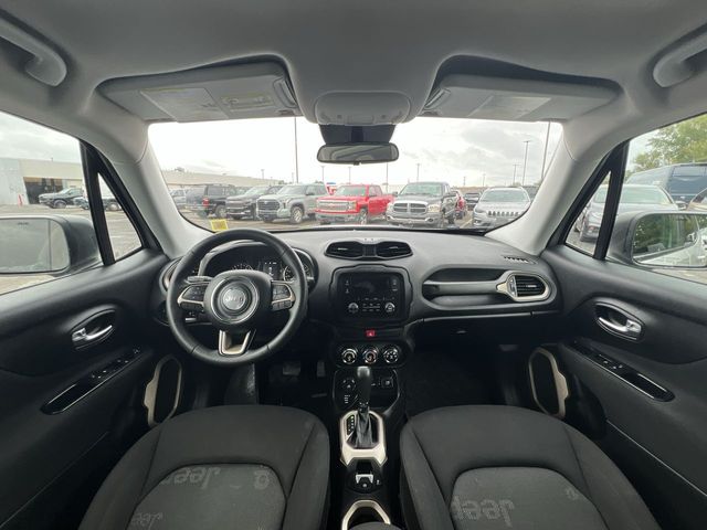 Thumbnail: 2017 Jeep Renegade - 28