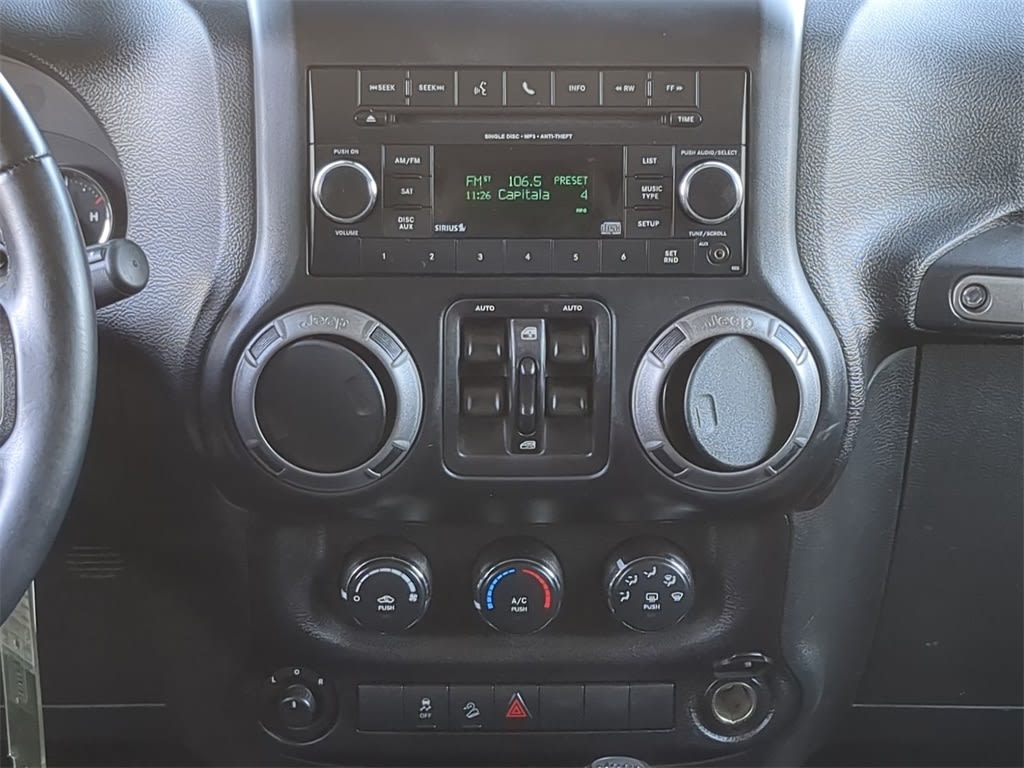 2015 Jeep Wrangler Unlimited Sport 13