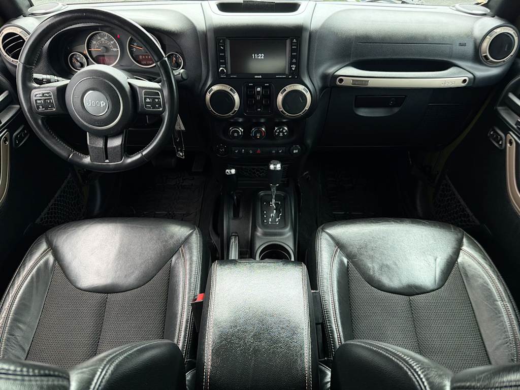 Thumbnail: 2016 Jeep Wrangler - 9