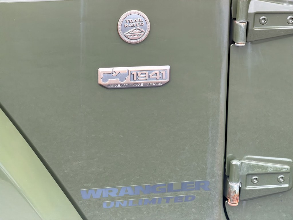 Thumbnail: 2016 Jeep Wrangler - 6