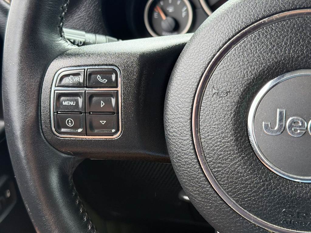 Thumbnail: 2016 Jeep Wrangler - 31