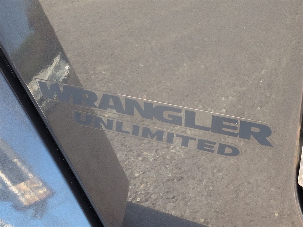 Thumbnail: 2017 Jeep Wrangler - 27