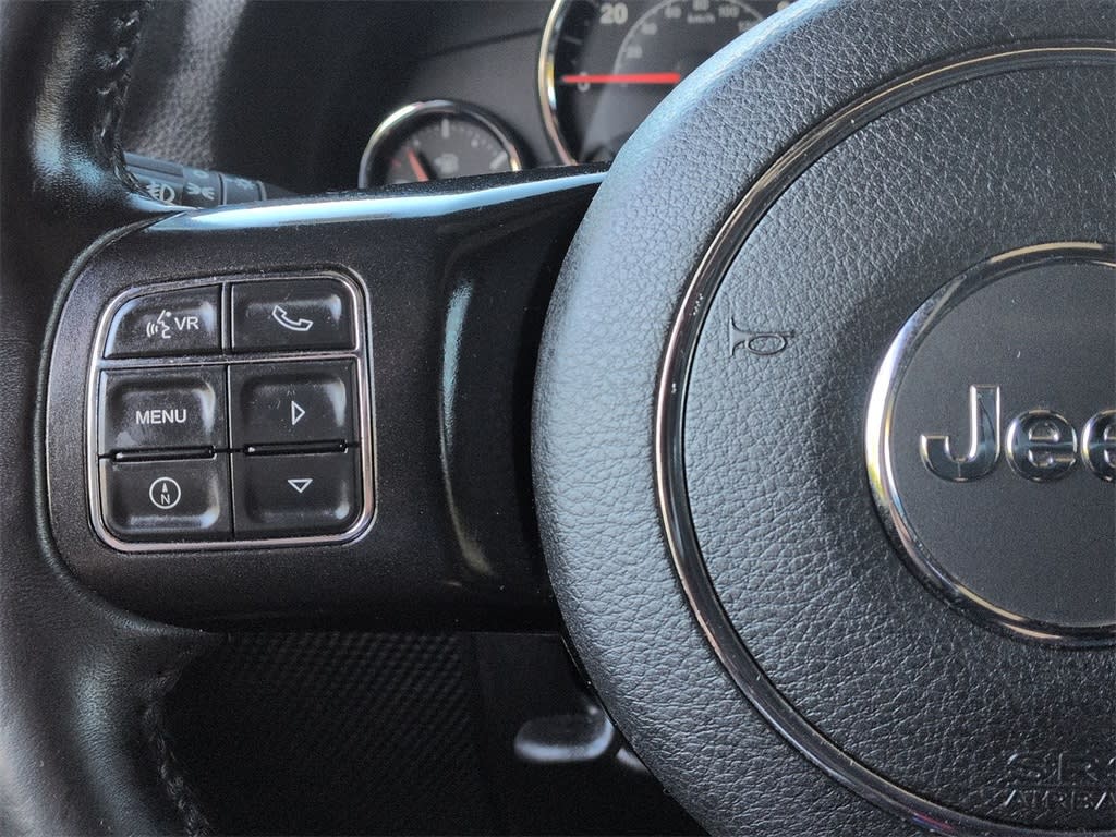 Thumbnail: 2017 Jeep Wrangler - 33