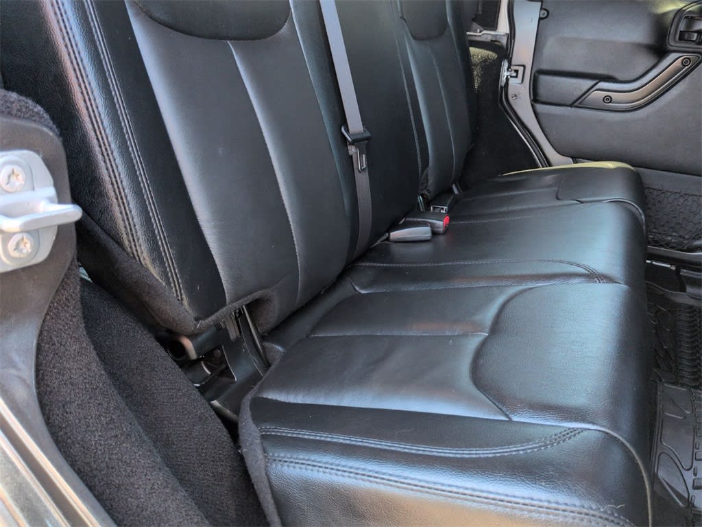 Thumbnail: 2017 Jeep Wrangler - 30