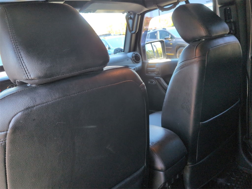 Thumbnail: 2017 Jeep Wrangler - 10