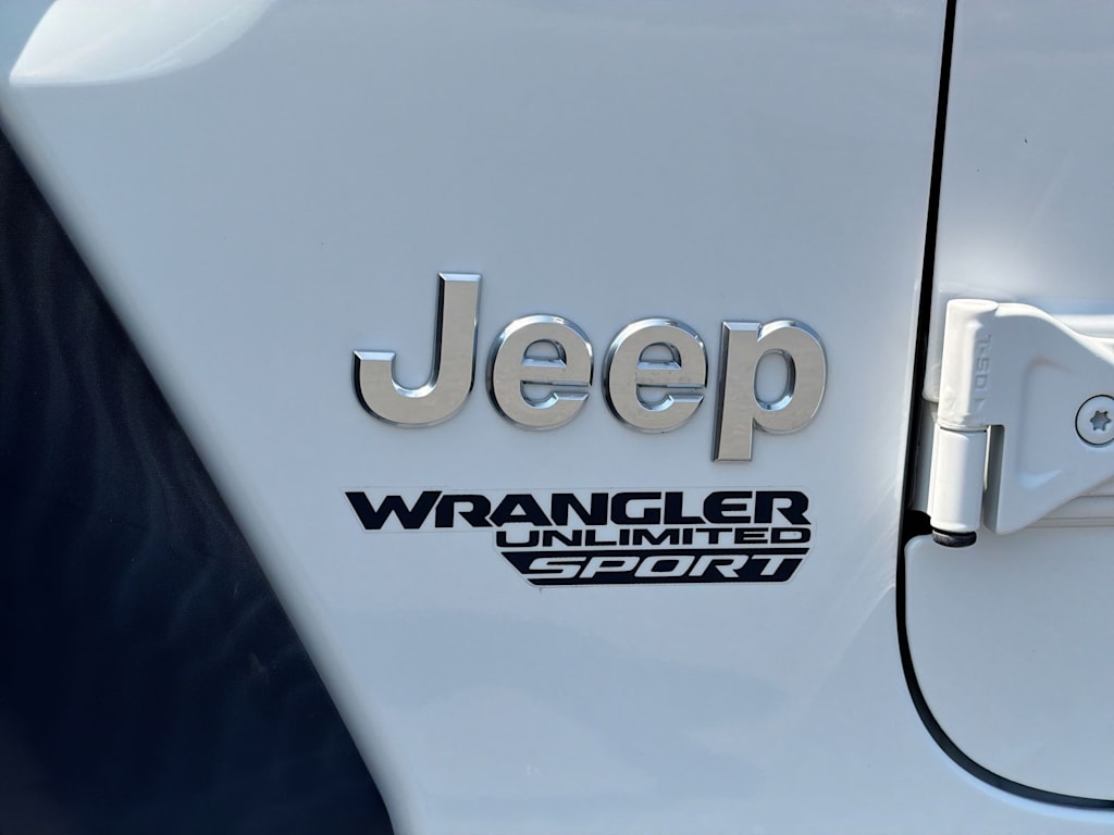 Thumbnail: 2020 Jeep Wrangler - 5