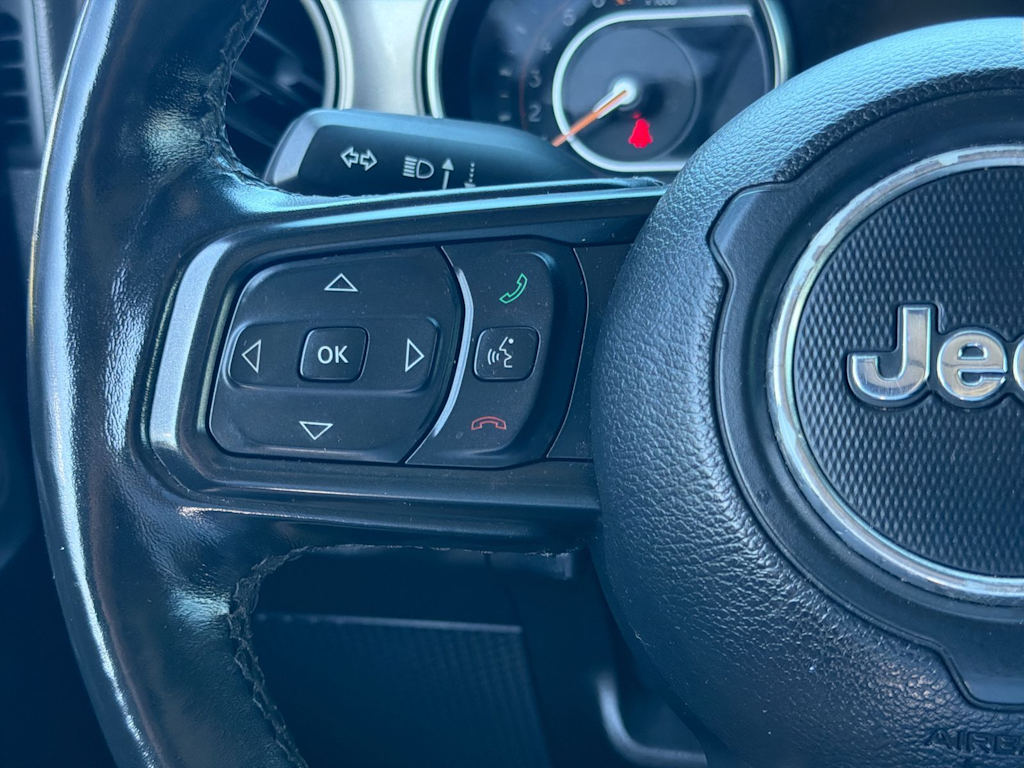 Thumbnail: 2021 Jeep Wrangler - 31