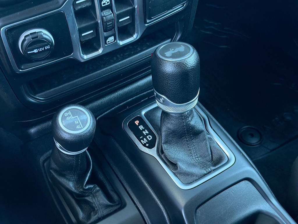 Thumbnail: 2021 Jeep Wrangler - 15
