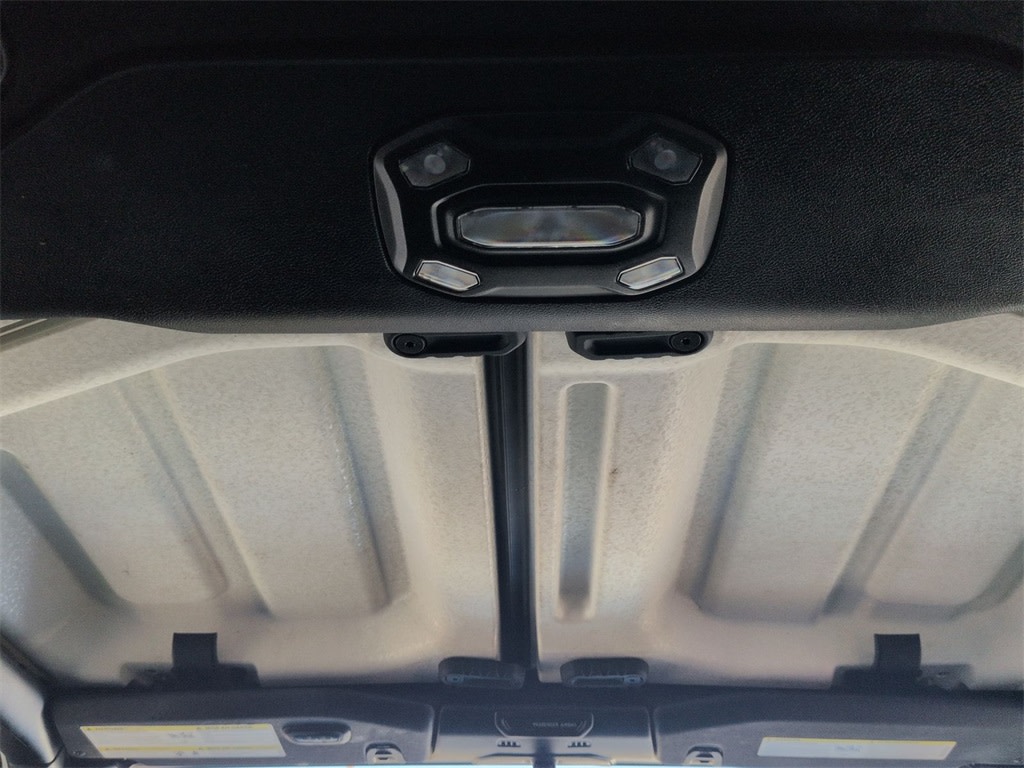 Thumbnail: 2018 Jeep Wrangler - 30