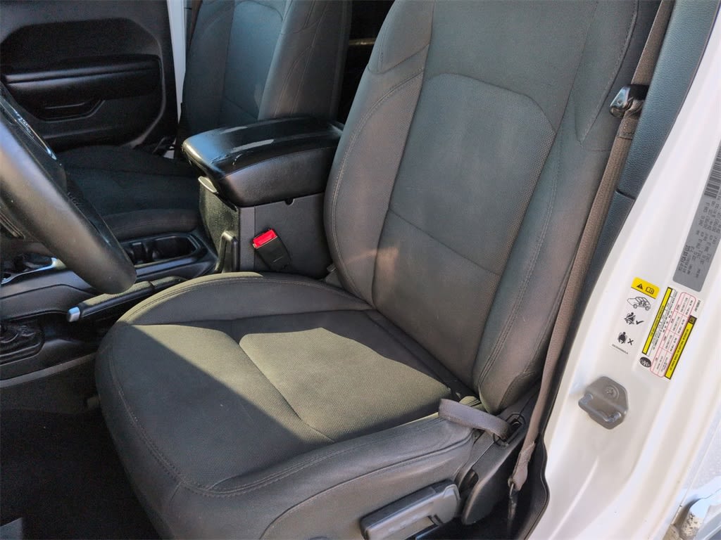 Thumbnail: 2018 Jeep Wrangler - 10