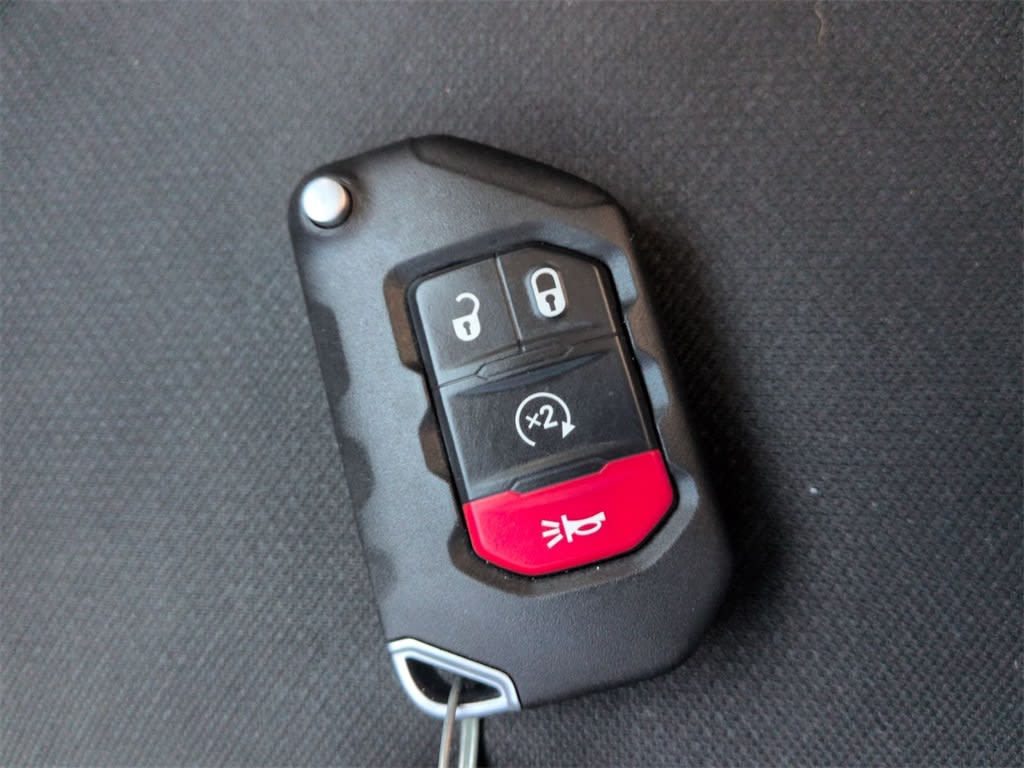 Thumbnail: 2018 Jeep Wrangler - 18