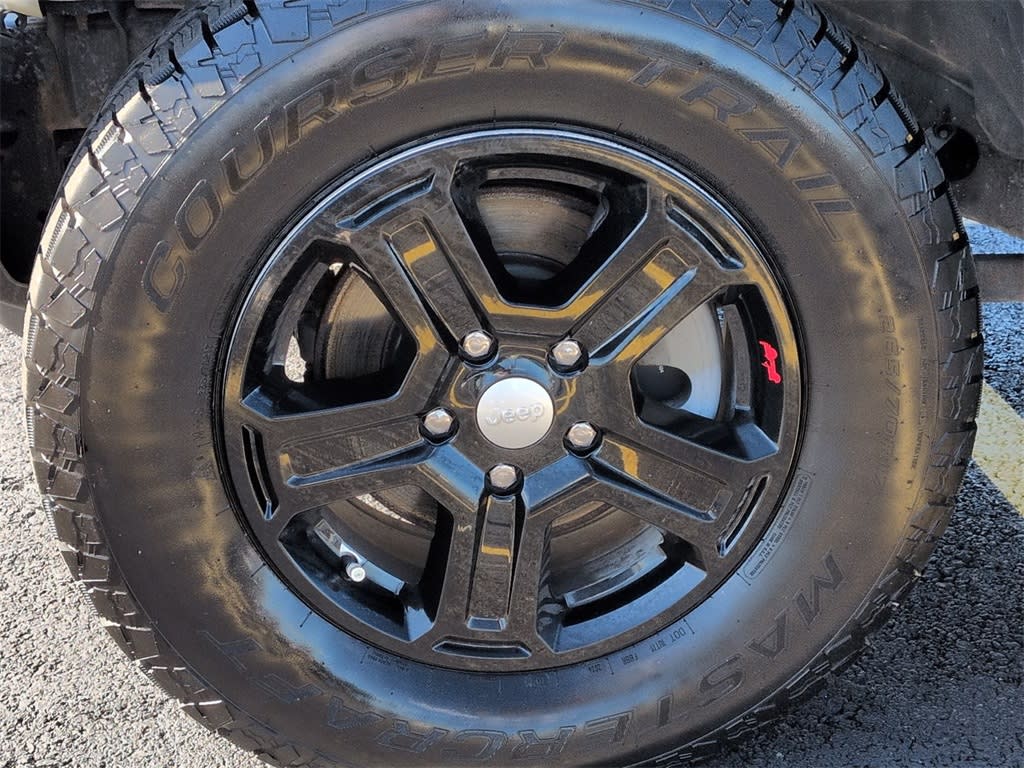 Thumbnail: 2018 Jeep Wrangler - 7