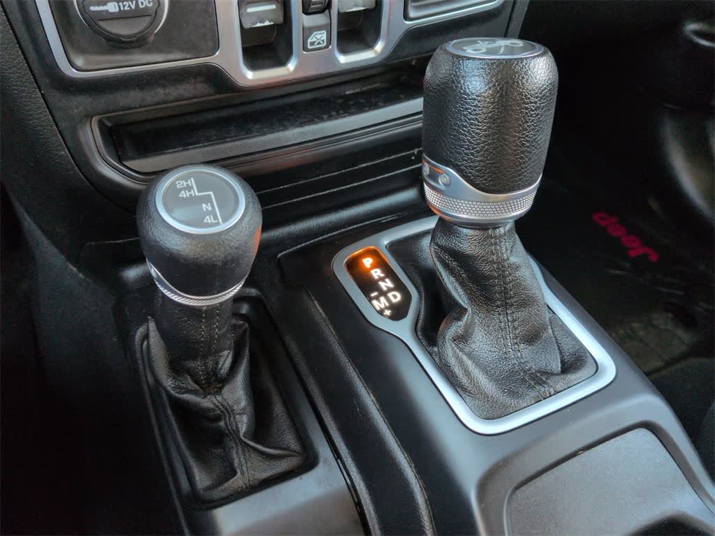 Thumbnail: 2018 Jeep Wrangler - 15