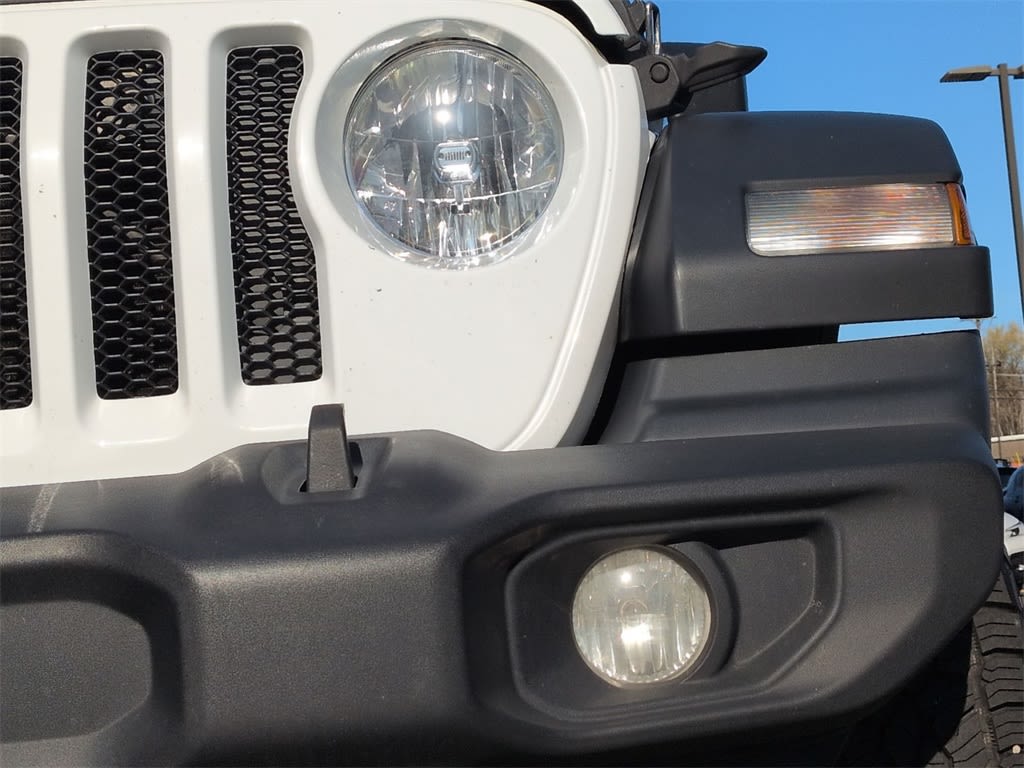 Thumbnail: 2018 Jeep Wrangler - 24