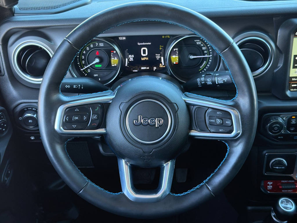Thumbnail: 2022 Jeep Wrangler - 15