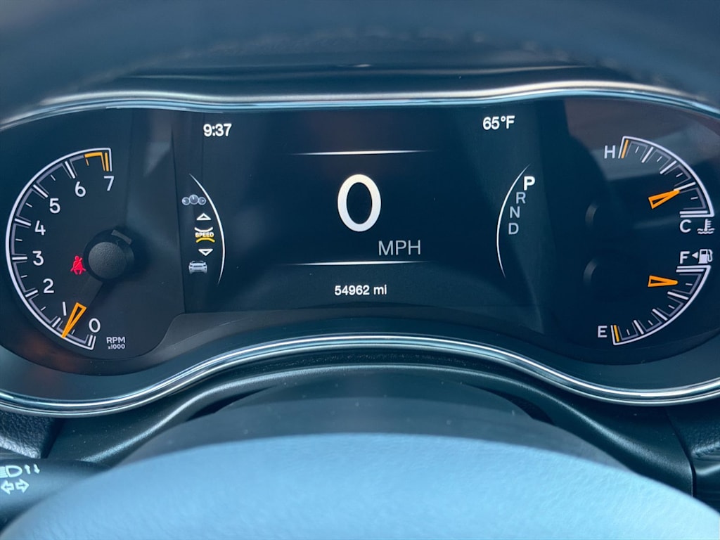 Thumbnail: 2020 Jeep Grand Cherokee - 16