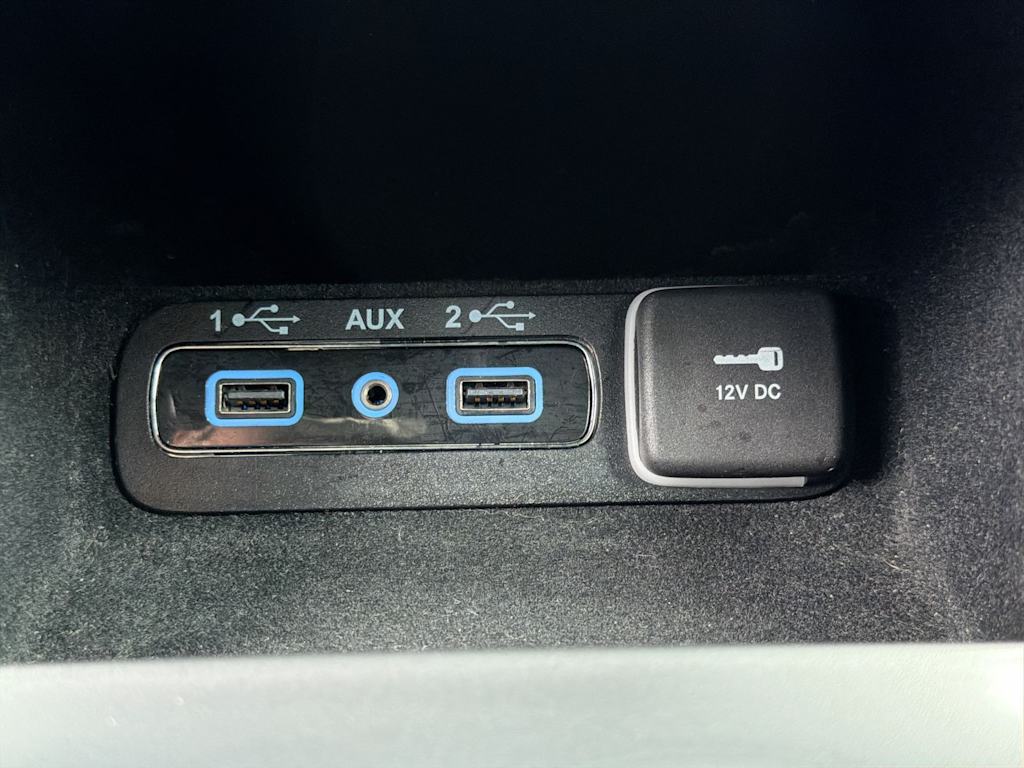 Thumbnail: 2021 Jeep Grand Cherokee - 16