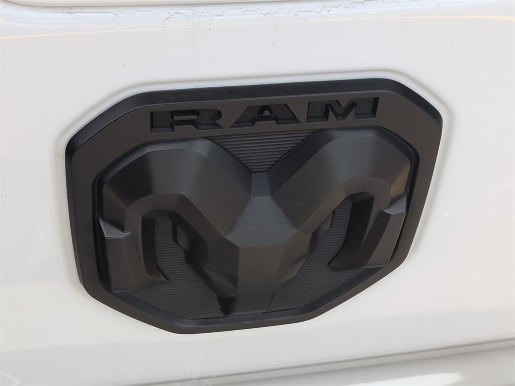 Thumbnail: 2022 RAM 1500 - 5