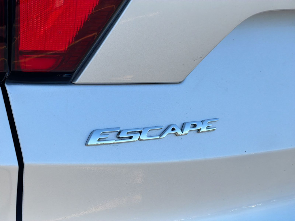 Thumbnail: 2019 Ford Escape - 27