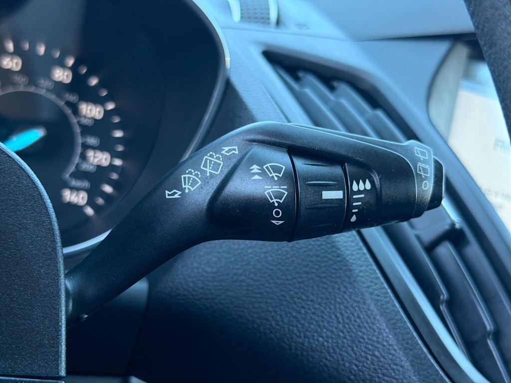 Thumbnail: 2019 Ford Escape - 15