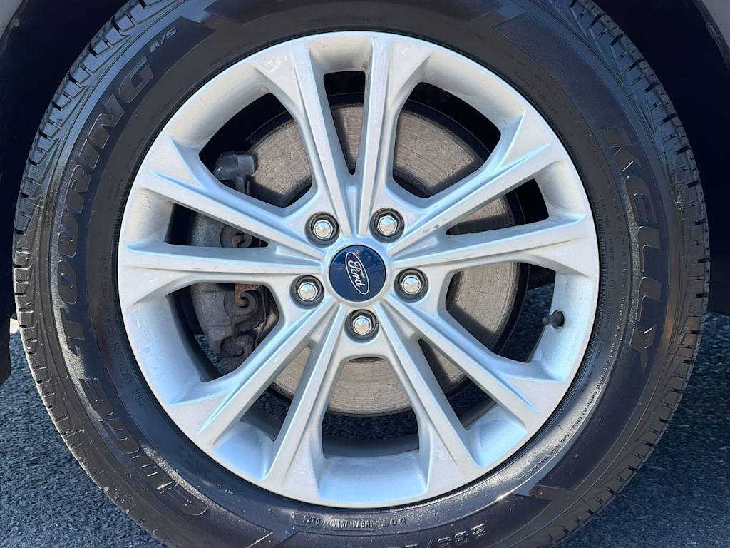 Thumbnail: 2019 Ford Escape - 8