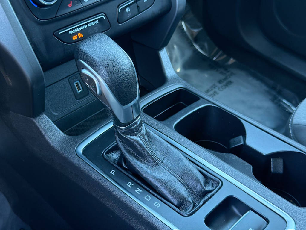 Thumbnail: 2019 Ford Escape - 17