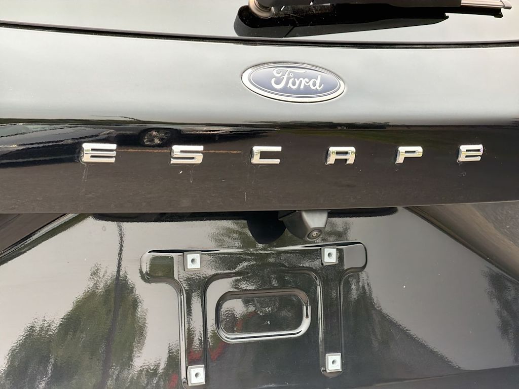 Thumbnail: 2024 Ford Escape - 25