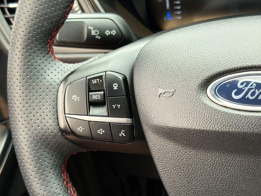 Thumbnail: 2024 Ford Escape - 30