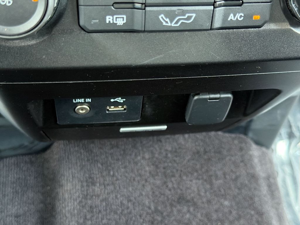Thumbnail: 2015 Ford F-150 - 34
