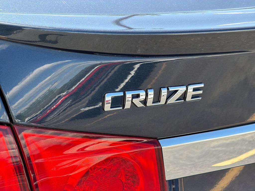 Thumbnail: 2015 Chevrolet Cruze - 26