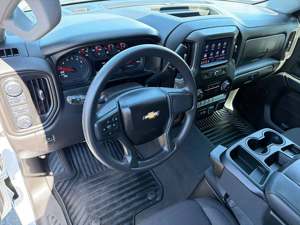 Thumbnail: 2024 Chevrolet Silverado 1500 - 2