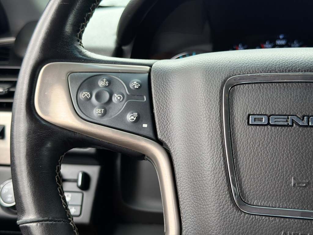 Thumbnail: 2019 GMC Yukon XL - 30