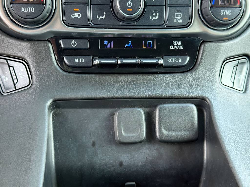 Thumbnail: 2020 Chevrolet Suburban - 35