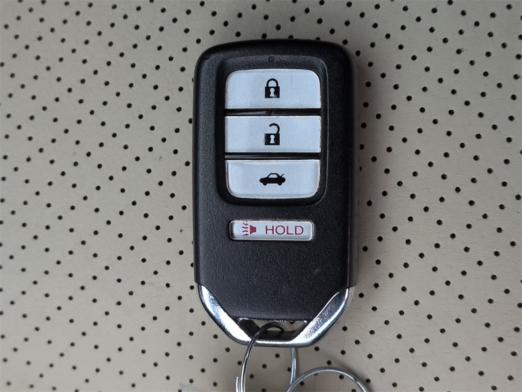 Thumbnail: 2015 Honda Accord - 18