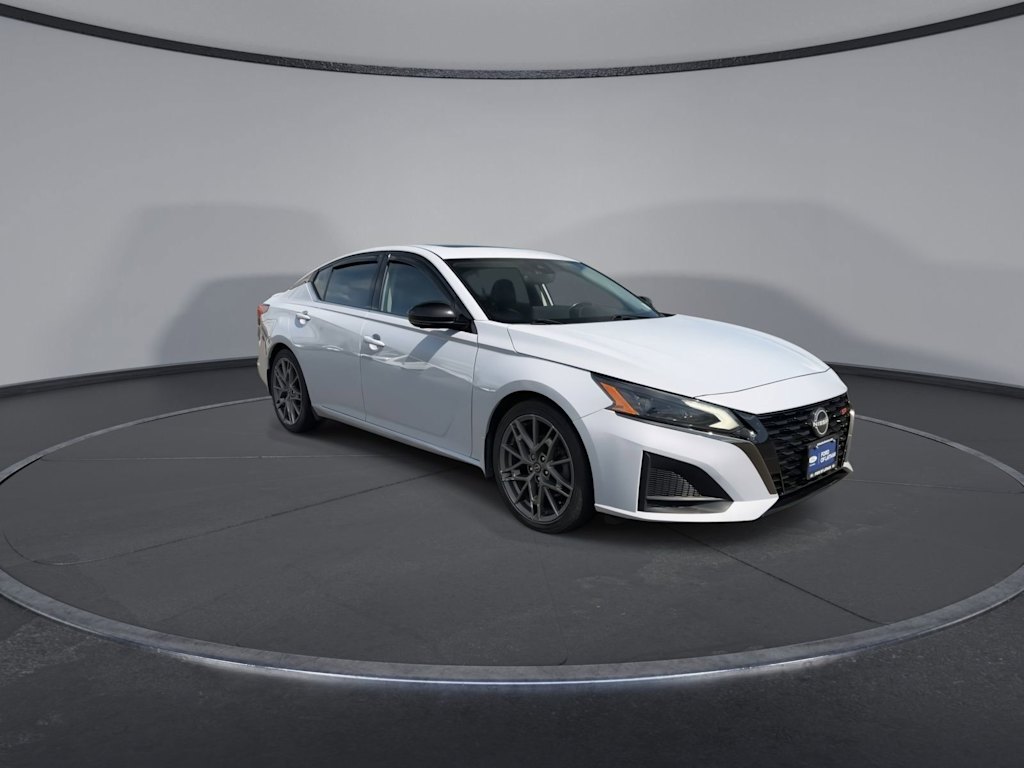 Thumbnail: 2023 Nissan Altima - 7