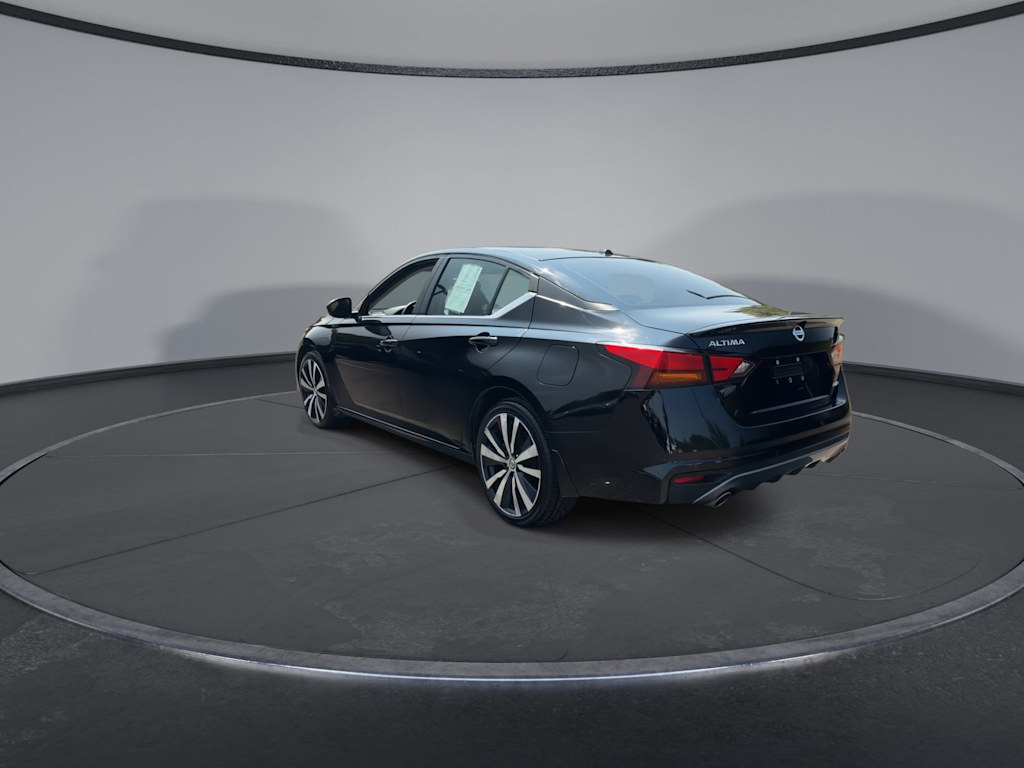Thumbnail: 2020 Nissan Altima - 5