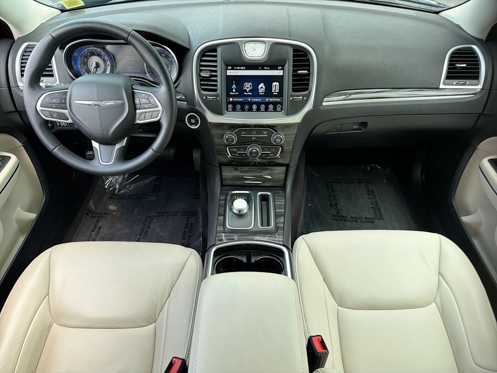 Thumbnail: 2017 Chrysler 300 - 8