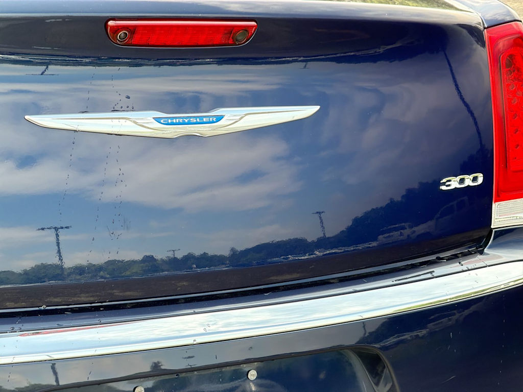 Thumbnail: 2017 Chrysler 300 - 24
