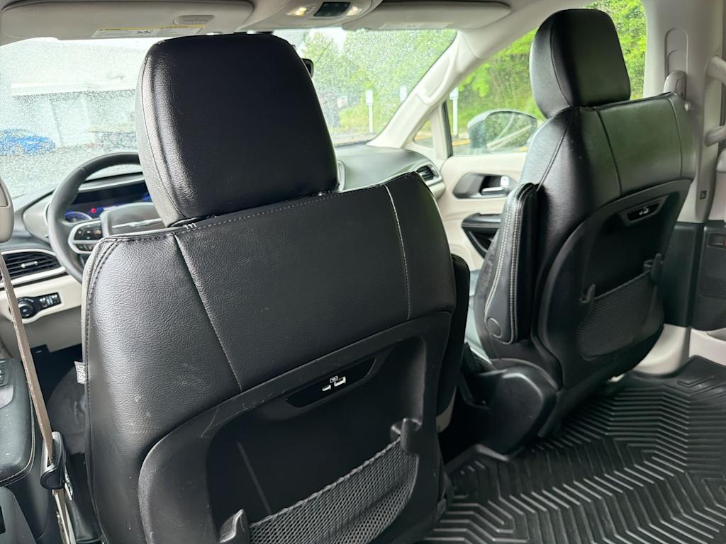 Thumbnail: 2022 Chrysler Pacifica - 11