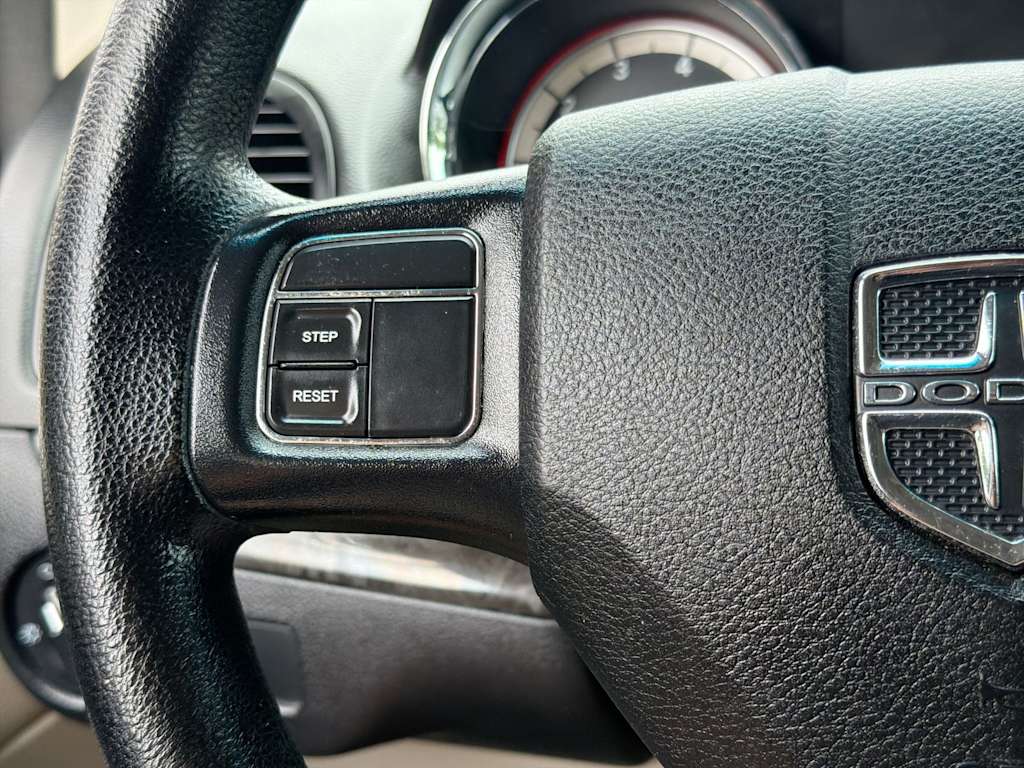 Thumbnail: 2016 Dodge Grand Caravan - 30