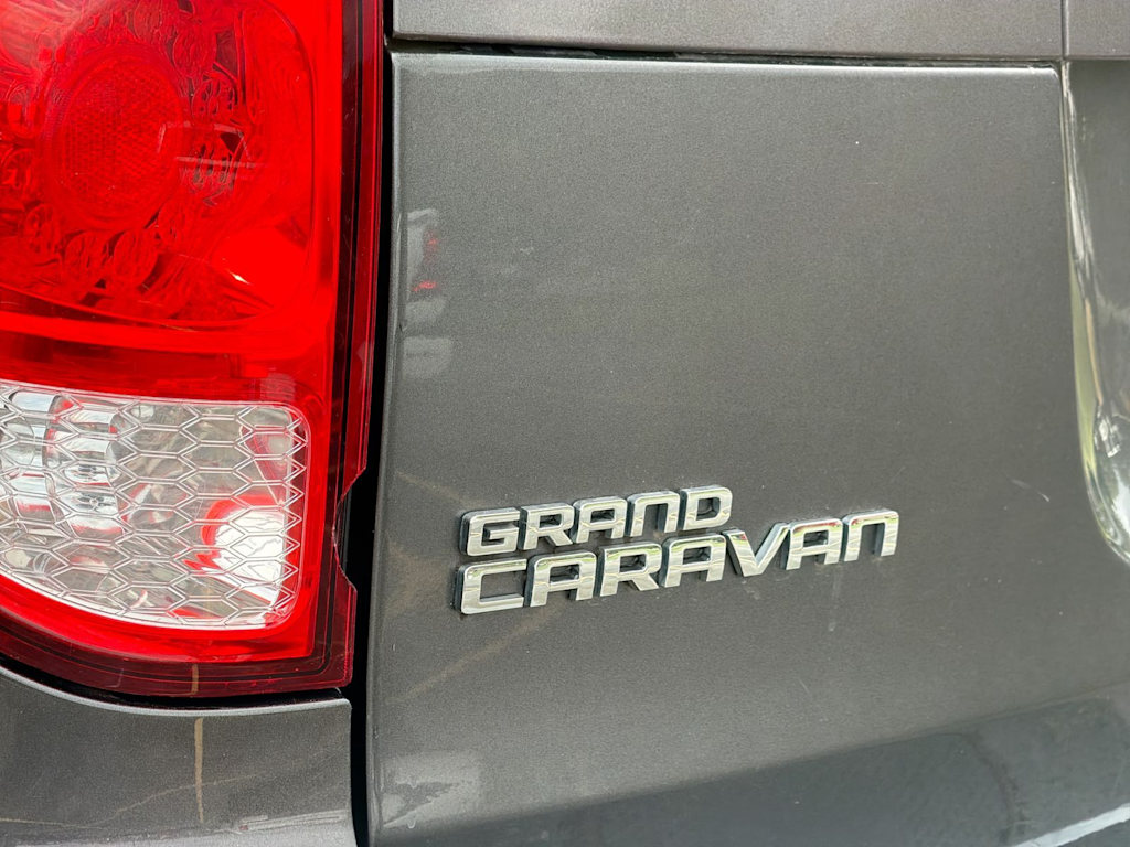 Thumbnail: 2016 Dodge Grand Caravan - 6