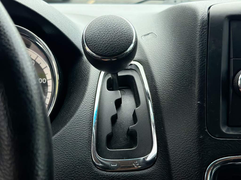 Thumbnail: 2016 Dodge Grand Caravan - 15