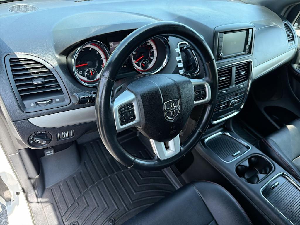 Thumbnail: 2019 Dodge Grand Caravan - 2